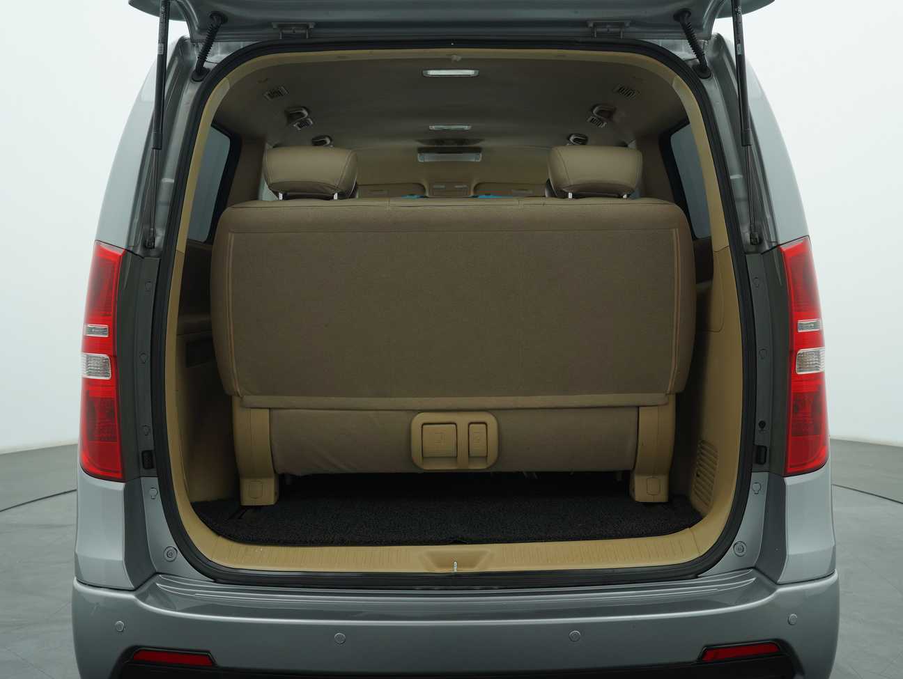 used 2015 Hyundai Grand Starex Royale GLS 2.5