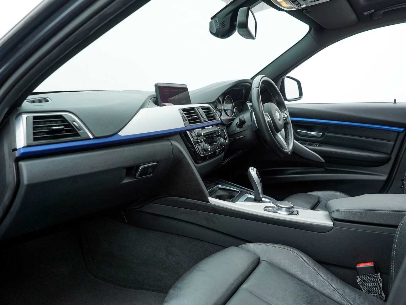 used 2018 BMW 330e Sport Line 2.0