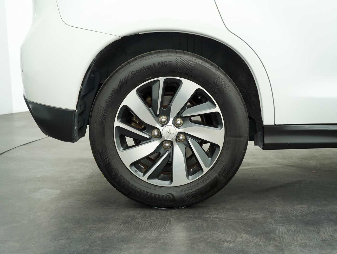 terpakai 2016 Mitsubishi ASX 4WD 2.0