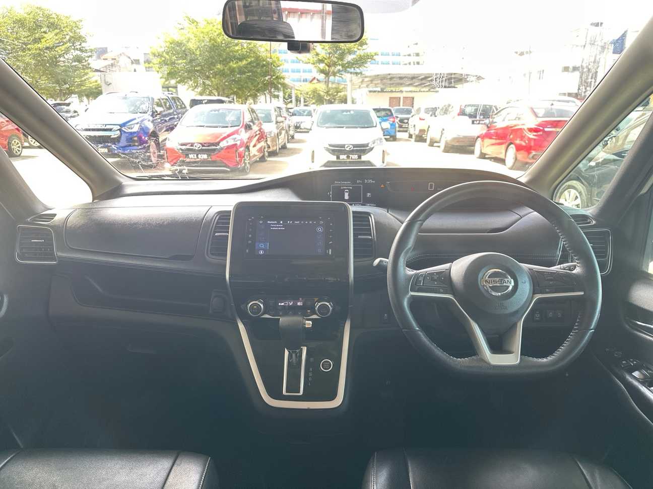 used 2018 Nissan Serena S-Hybrid High-Way Star 2.0