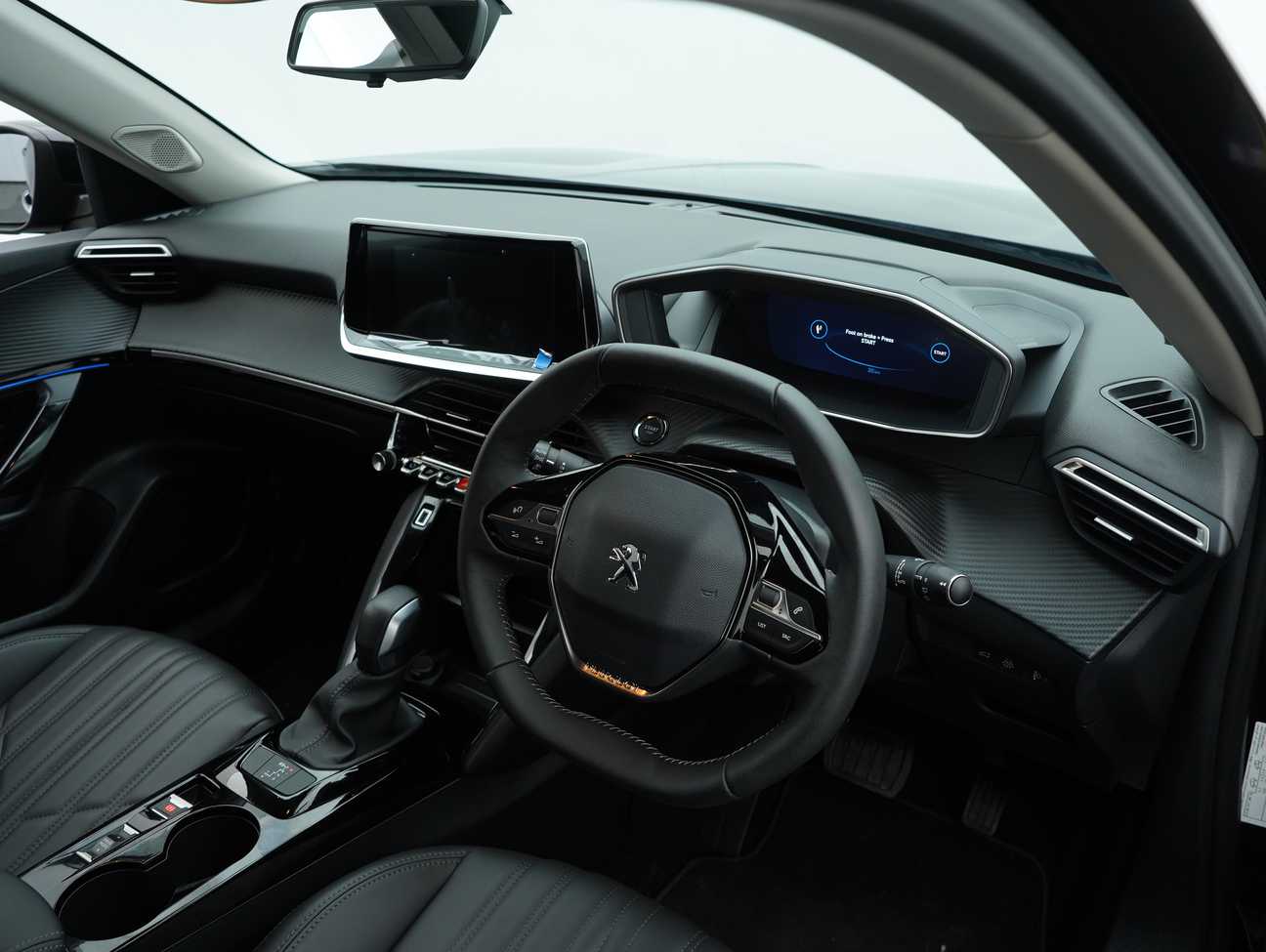 used 2025 Peugeot 2008 Allure 1.2