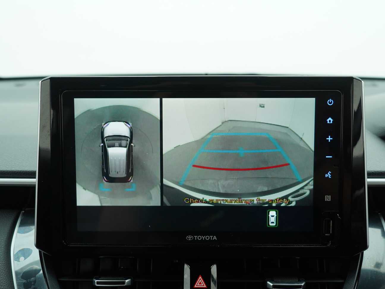 terpakai 2022 Toyota Corolla Cross V 1.8