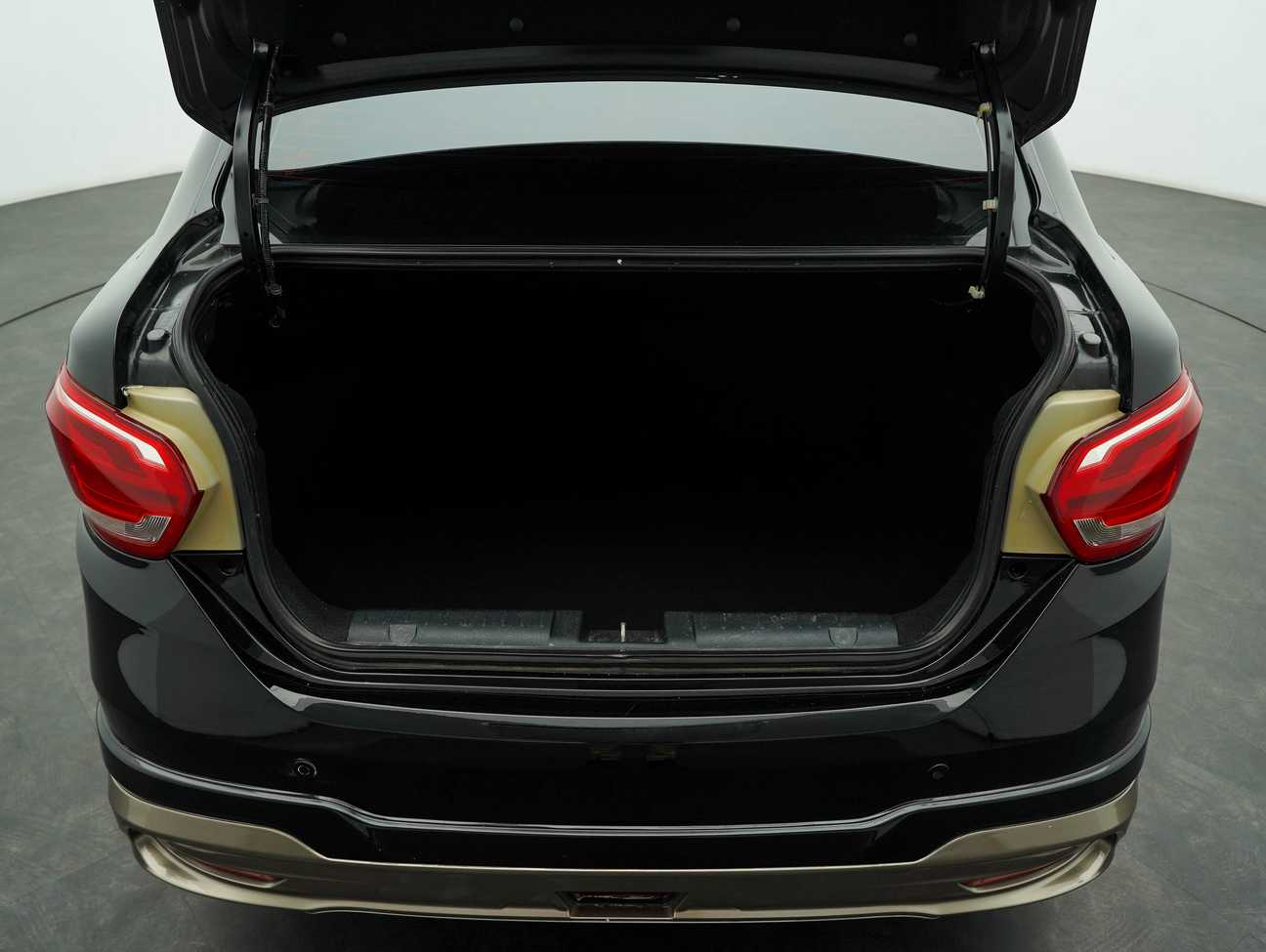 used 2017 Proton Persona Premium 1.6