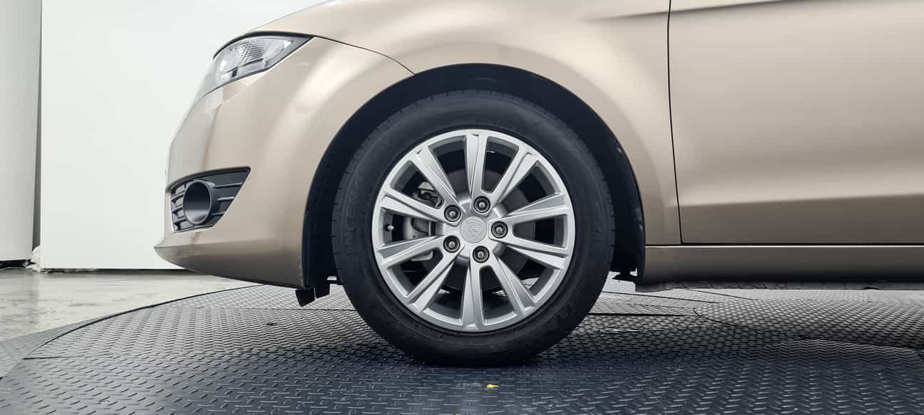 terpakai 2014 Proton PREVE EXECUTIVE 1.6