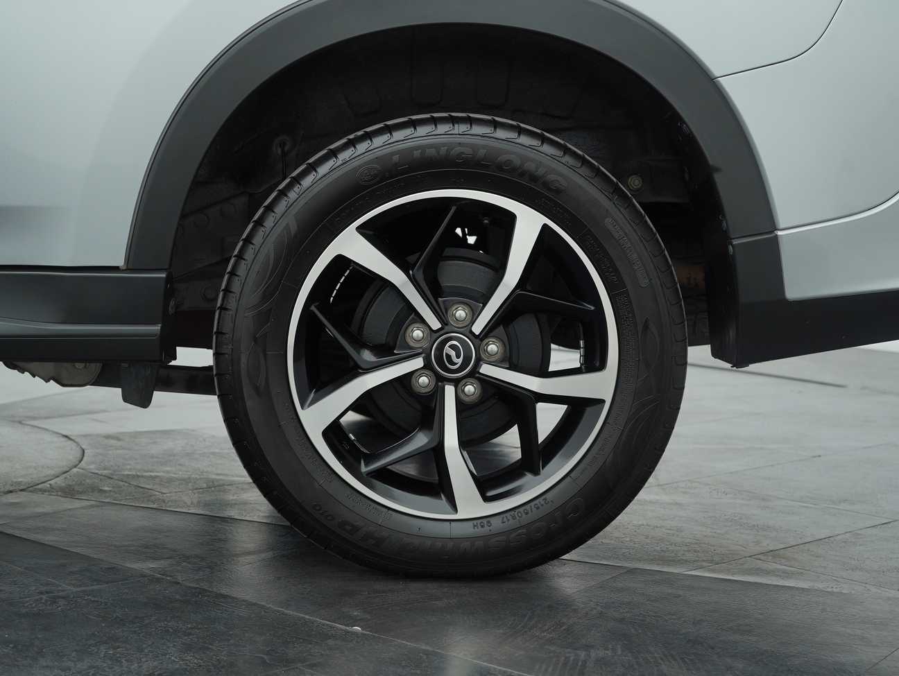 terpakai 2019 Perodua Aruz AV 1.5