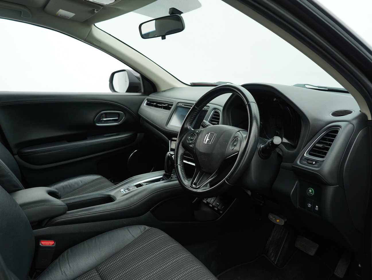 used 2015 Honda HR-V i-VTEC V 1.8