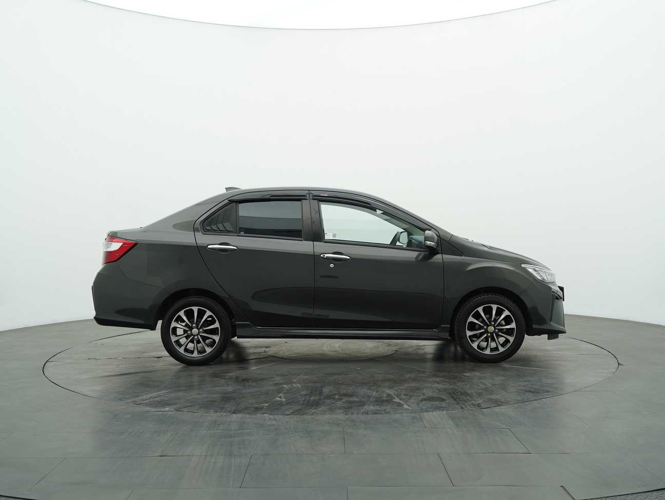used 2022 Perodua Bezza Advance 1.3