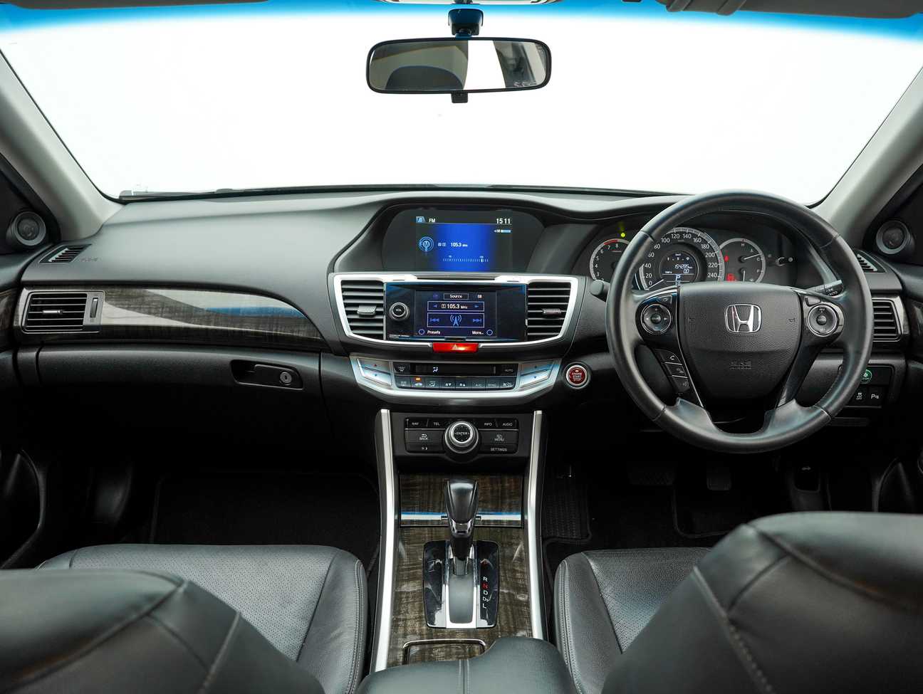 terpakai 2015 Honda Accord VTi-L 2.0