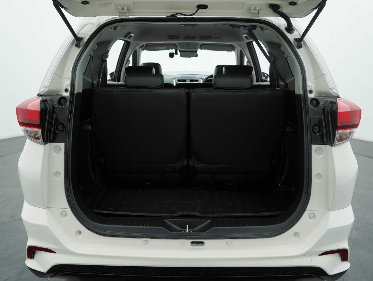 terpakai 2020 Perodua Aruz AV 1.5