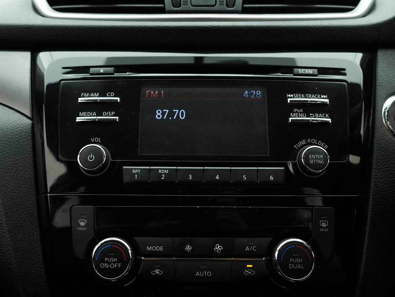 terpakai 2015 Nissan X-Trail  2.0