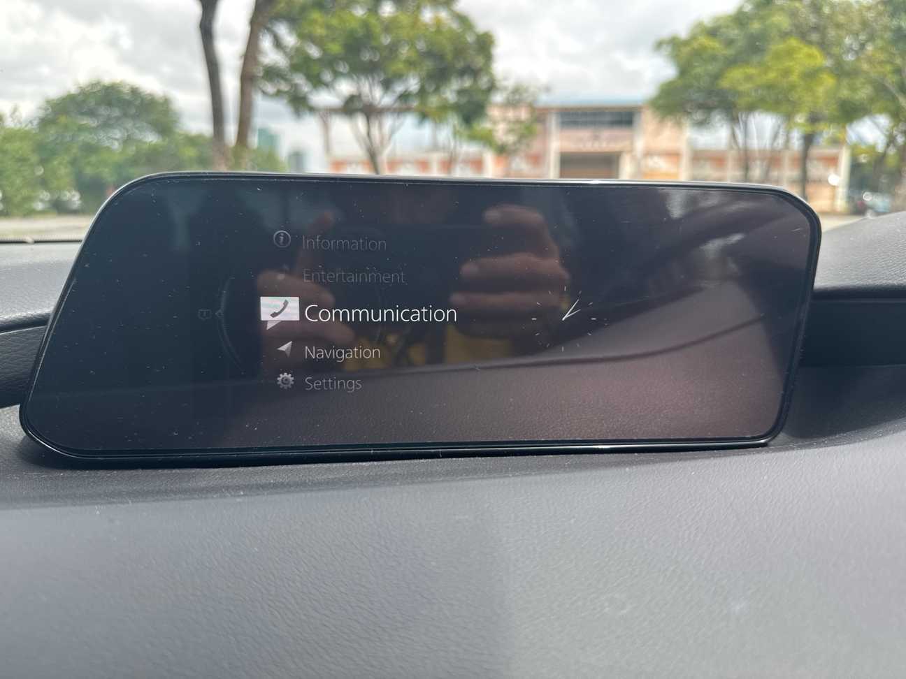 terpakai 2023 Mazda 3 SKYACTIV-G High Plus 2.0