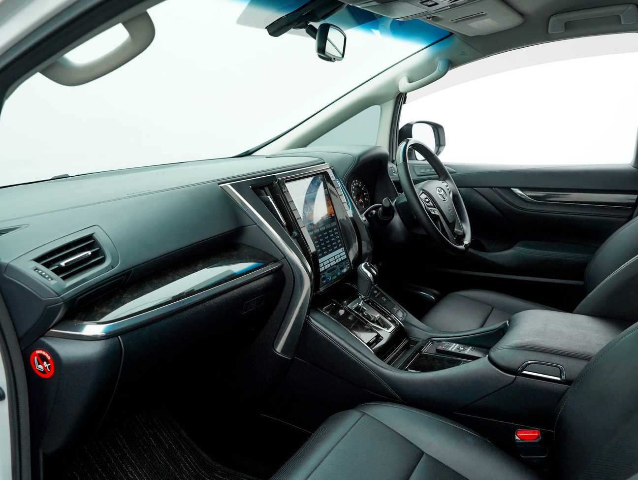 used 2016 Toyota Vellfire  2.5