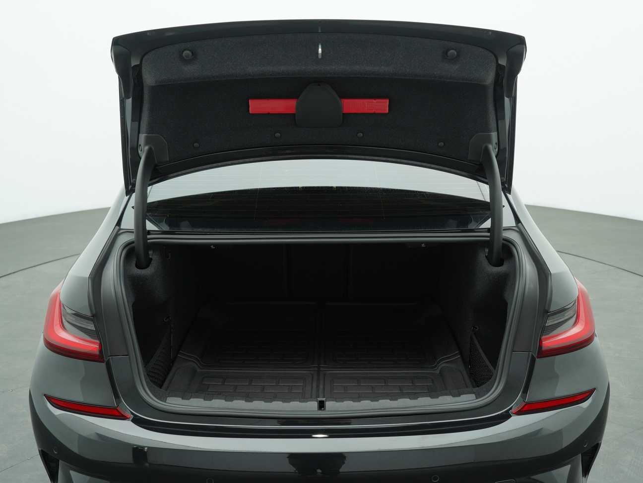 used 2021 BMW 330i M Sport Driving Assist Pack 2.0