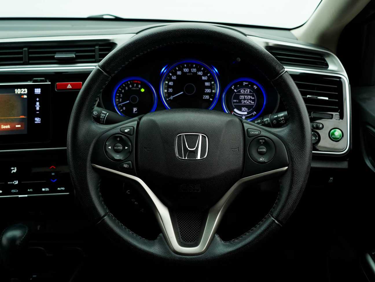 used 2016 Honda City V 1.5