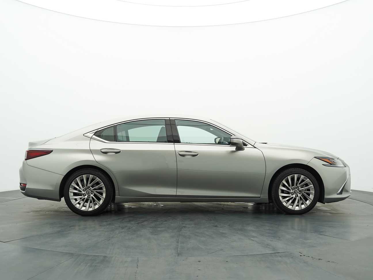 used 2019 Lexus ES250 LUXURY 2.5
