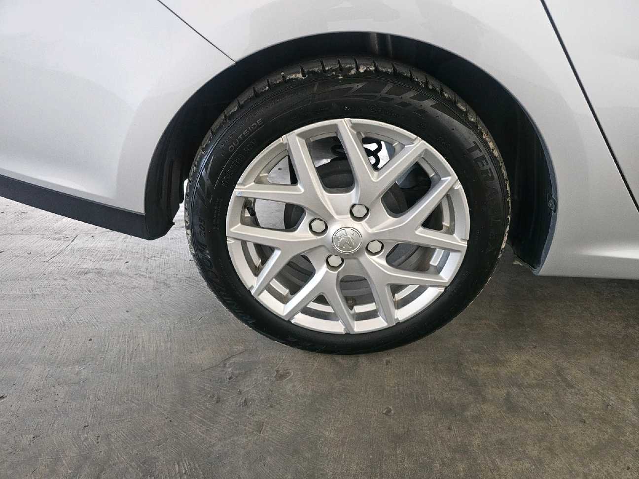 terpakai 2022 Proton Persona Executive 1.6