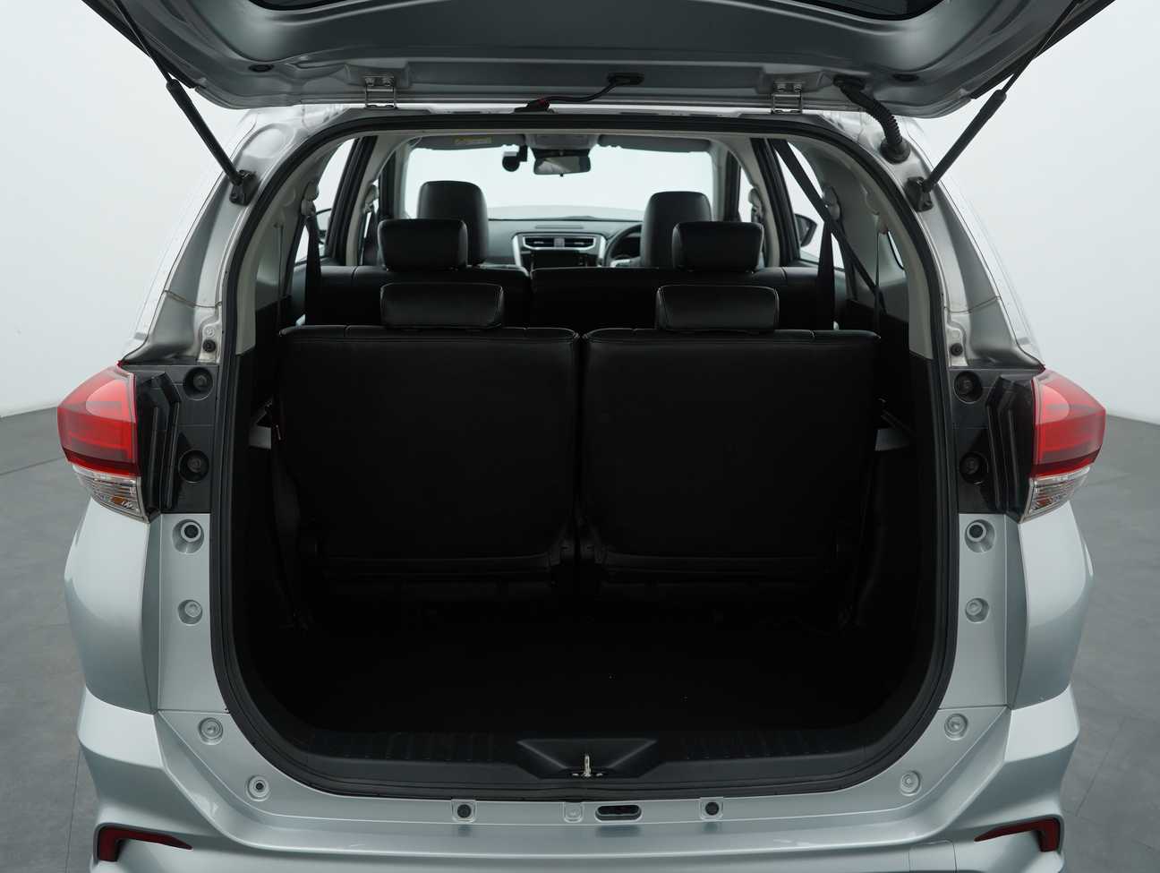 terpakai 2020 Perodua Aruz AV 1.5