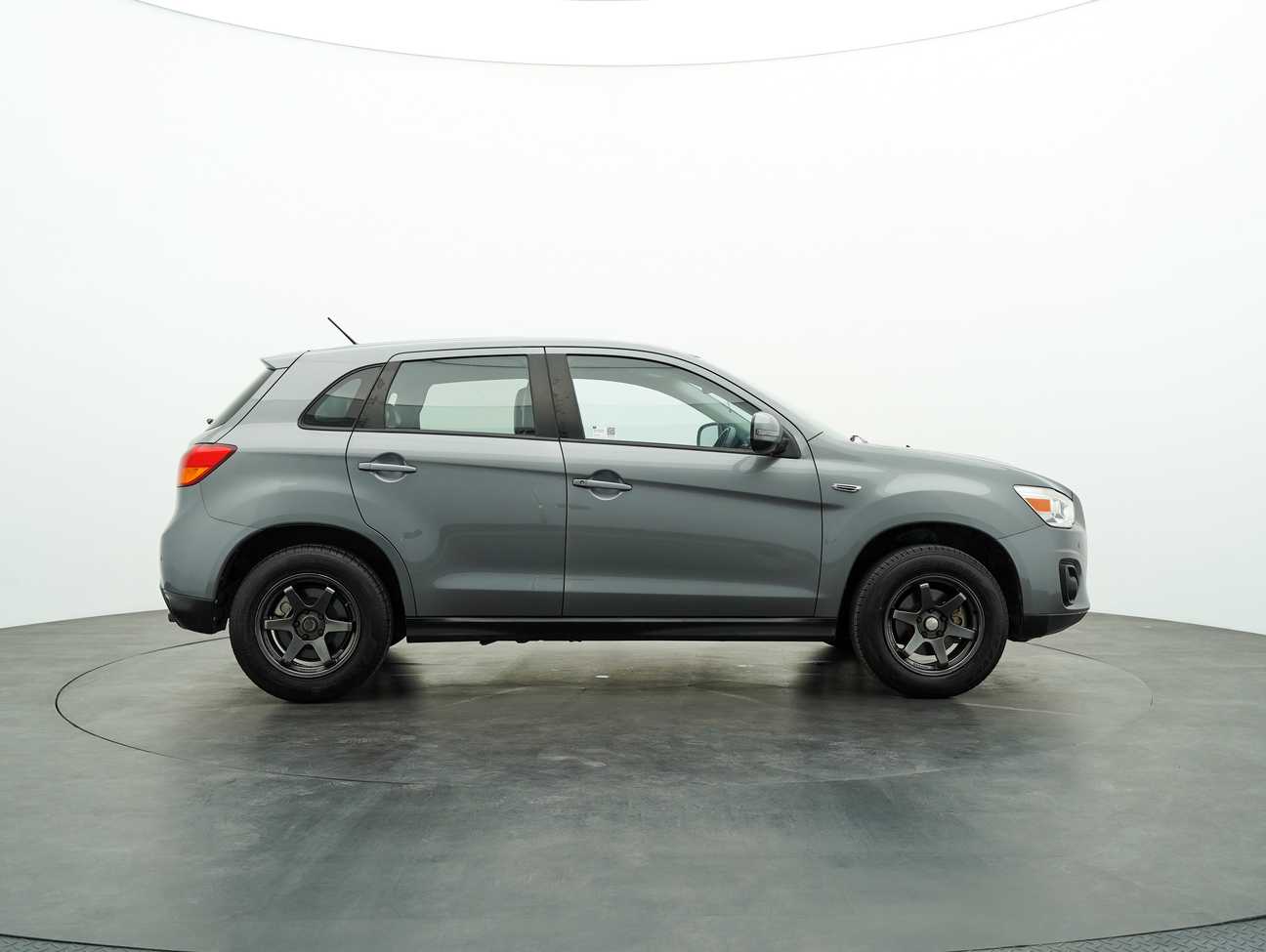 terpakai 2015 Mitsubishi ASX  2.0