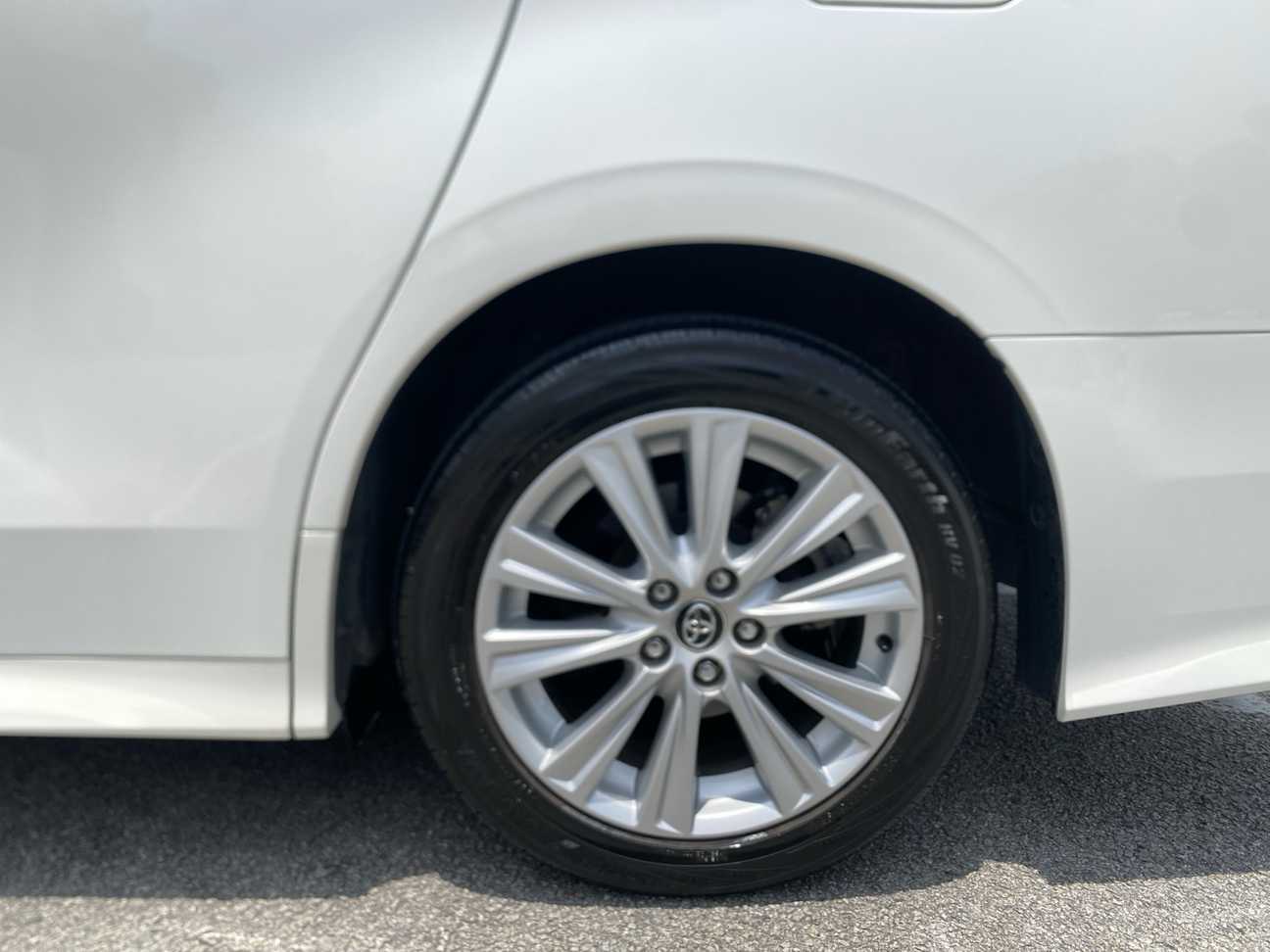 terpakai 2018 Toyota Vellfire  2.5