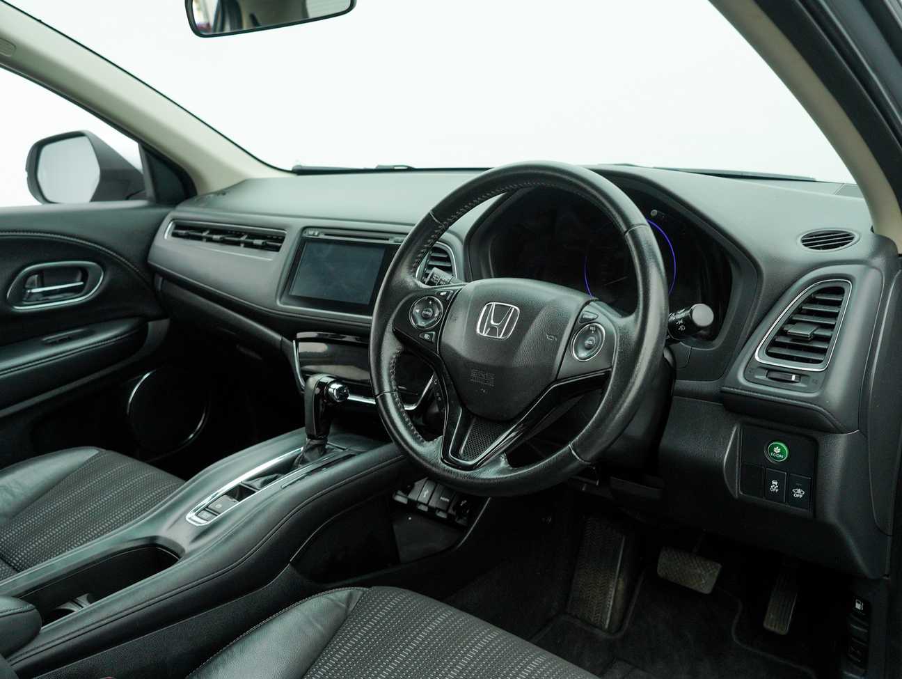 used 2016 Honda HR-V V 1.8