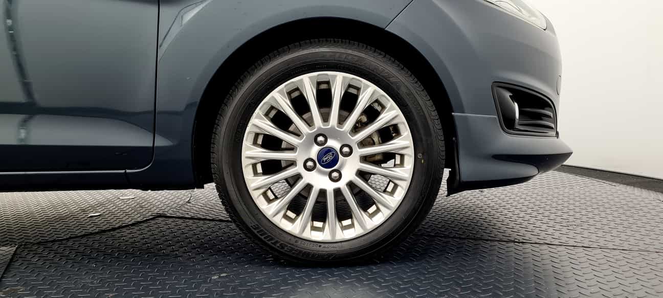 terpakai 2014 Ford FIESTA SPORT 1.5