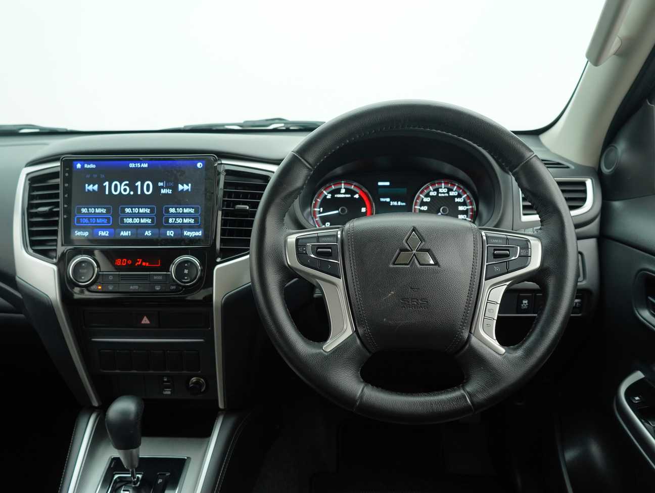 used 2023 Mitsubishi Triton VGT Dual Cab 4X4 2.4