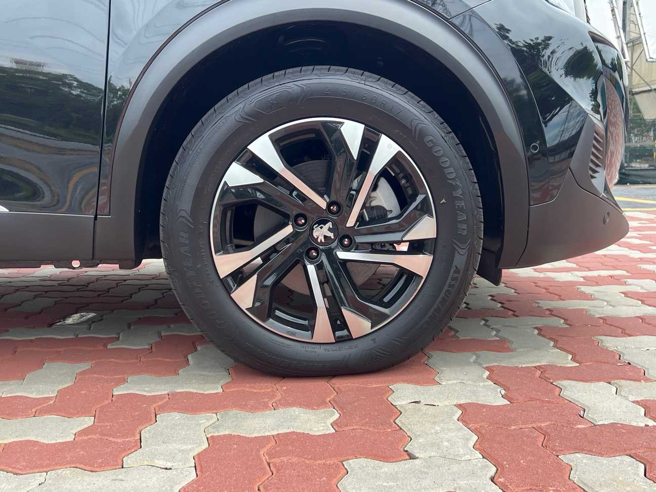 used 2025 Peugeot 2008 Allure 1.2