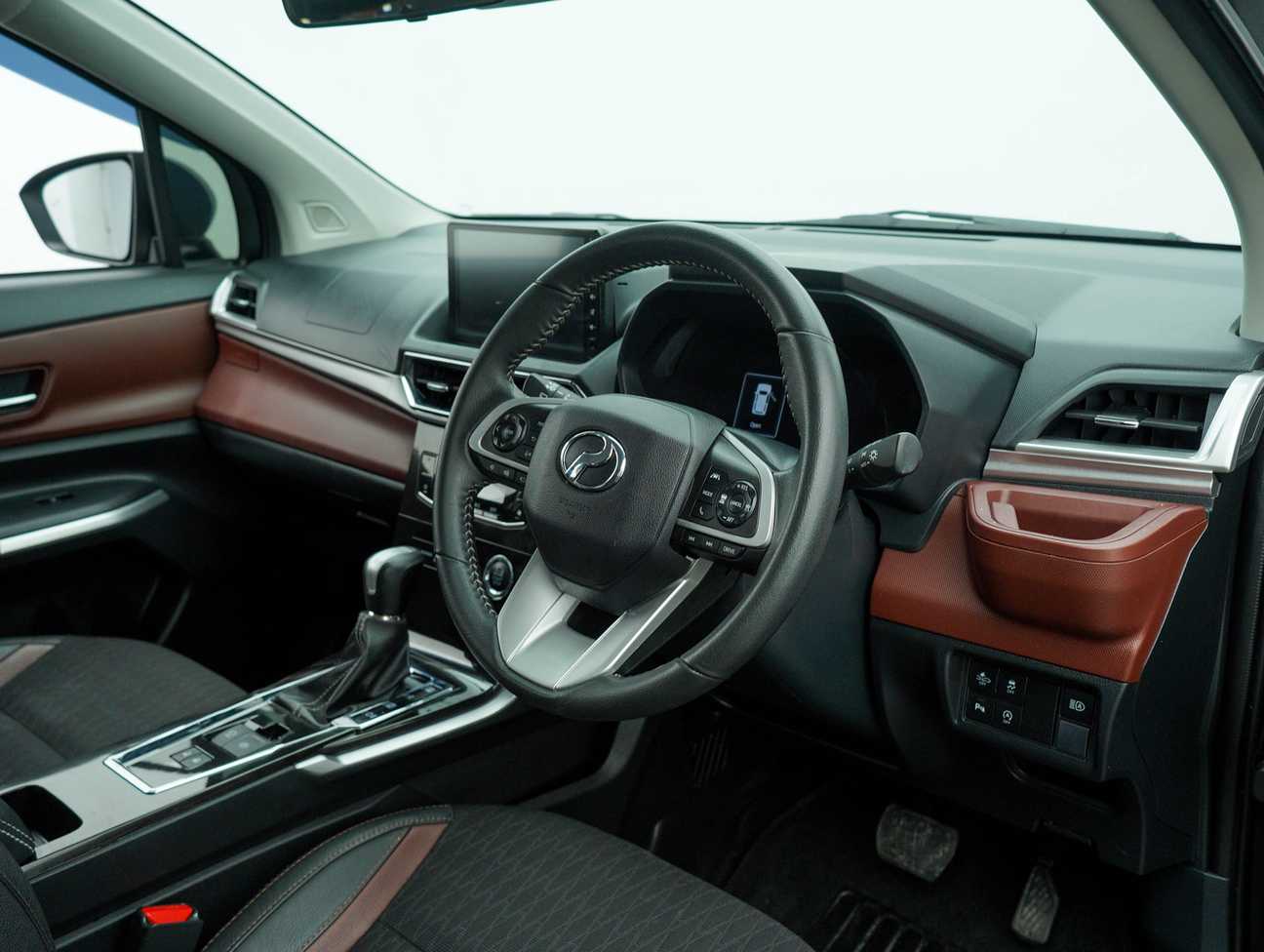 used 2023 Perodua Alza AV 1.5