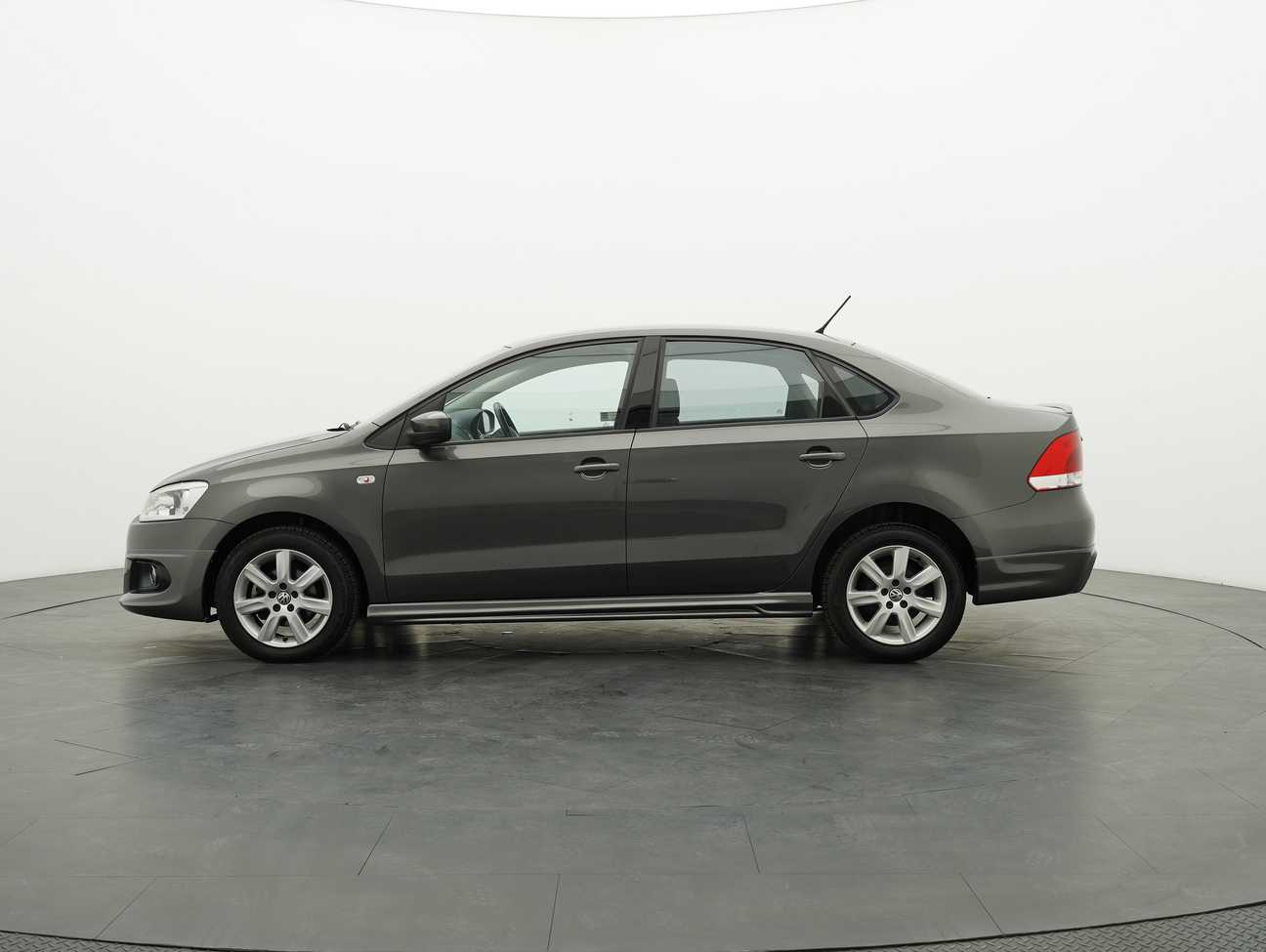 used 2015 Volkswagen Polo  1.6