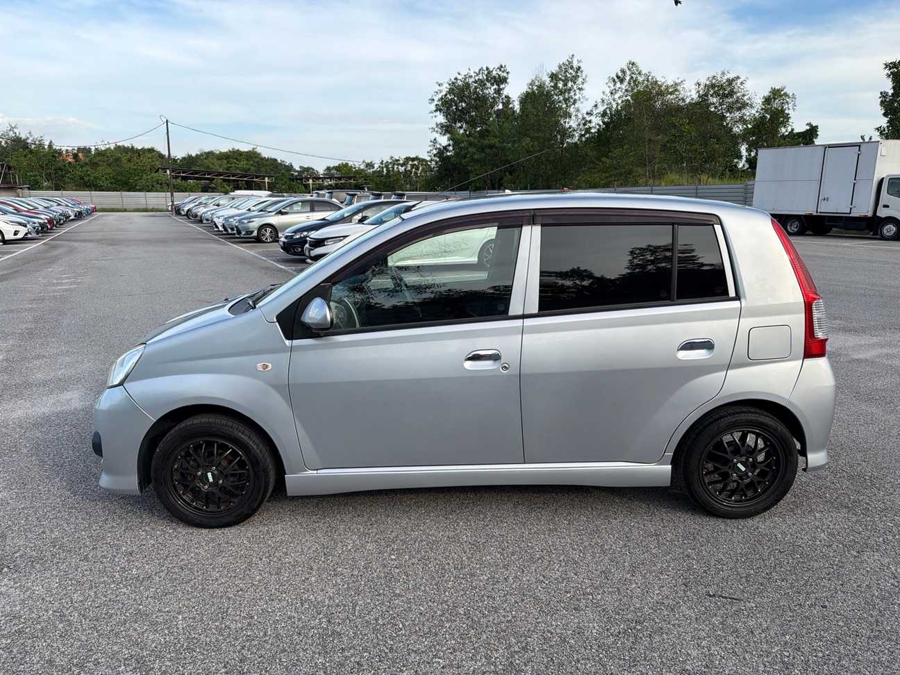 terpakai 2014 Perodua Viva EZ Elite 1.0