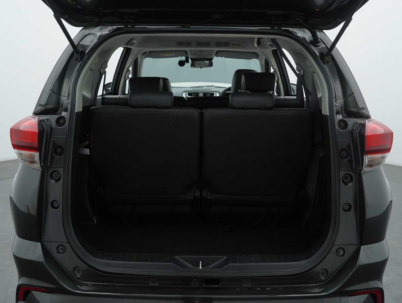 terpakai 2020 Perodua Aruz AV 1.5