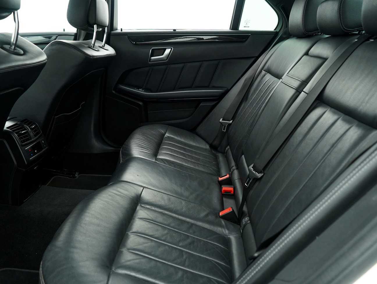 terpakai 2016 Mercedes-Benz E250 Avantgarde CGI 2.0