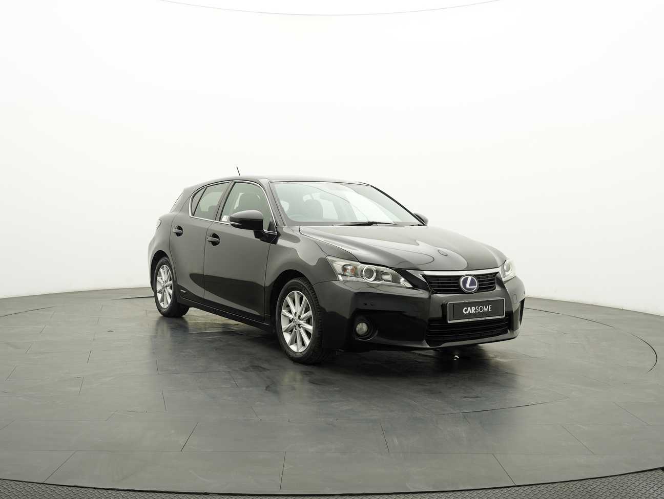 used 2013 Lexus CT 200h  1.8