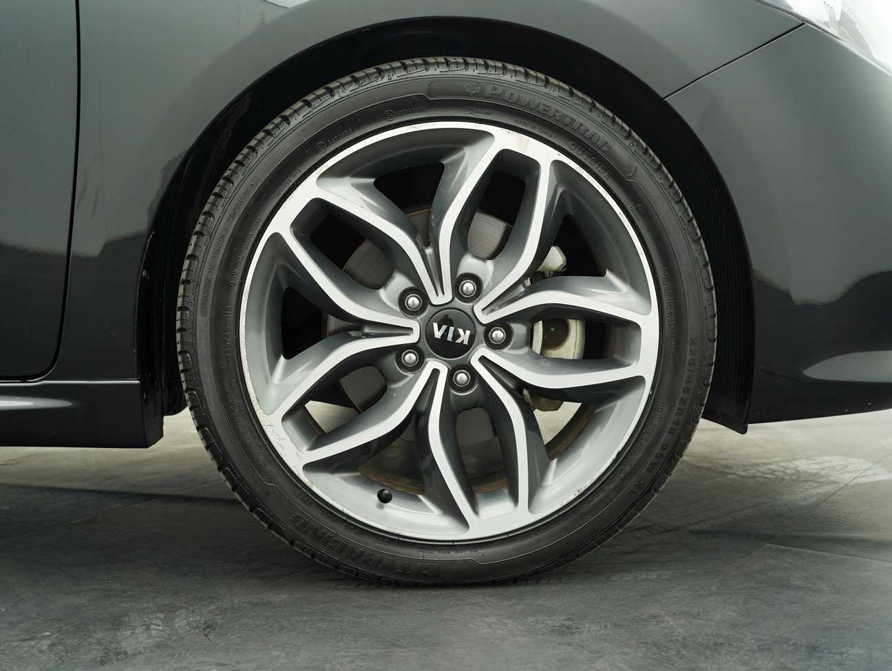 used 2015 Kia Cerato KOUP T-GDI 1.6