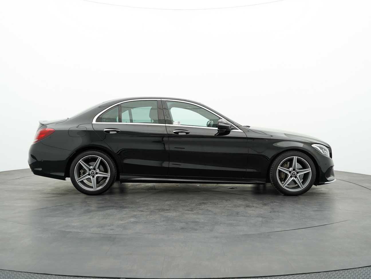used 2018 Mercedes-Benz C250 AMG Line 2.0