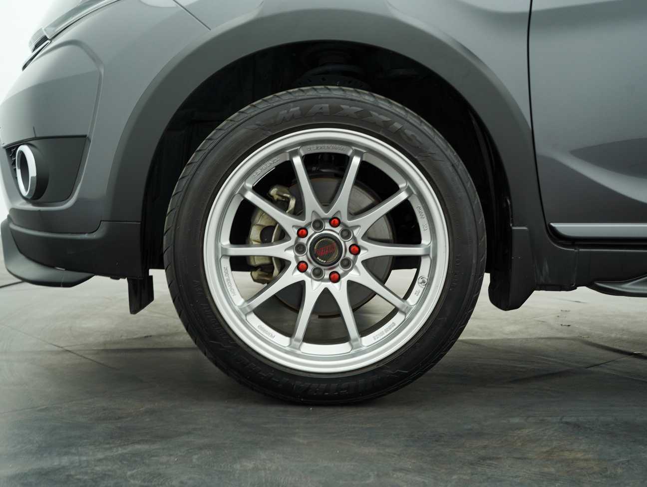 used 2018 Honda BR-V V 1.5