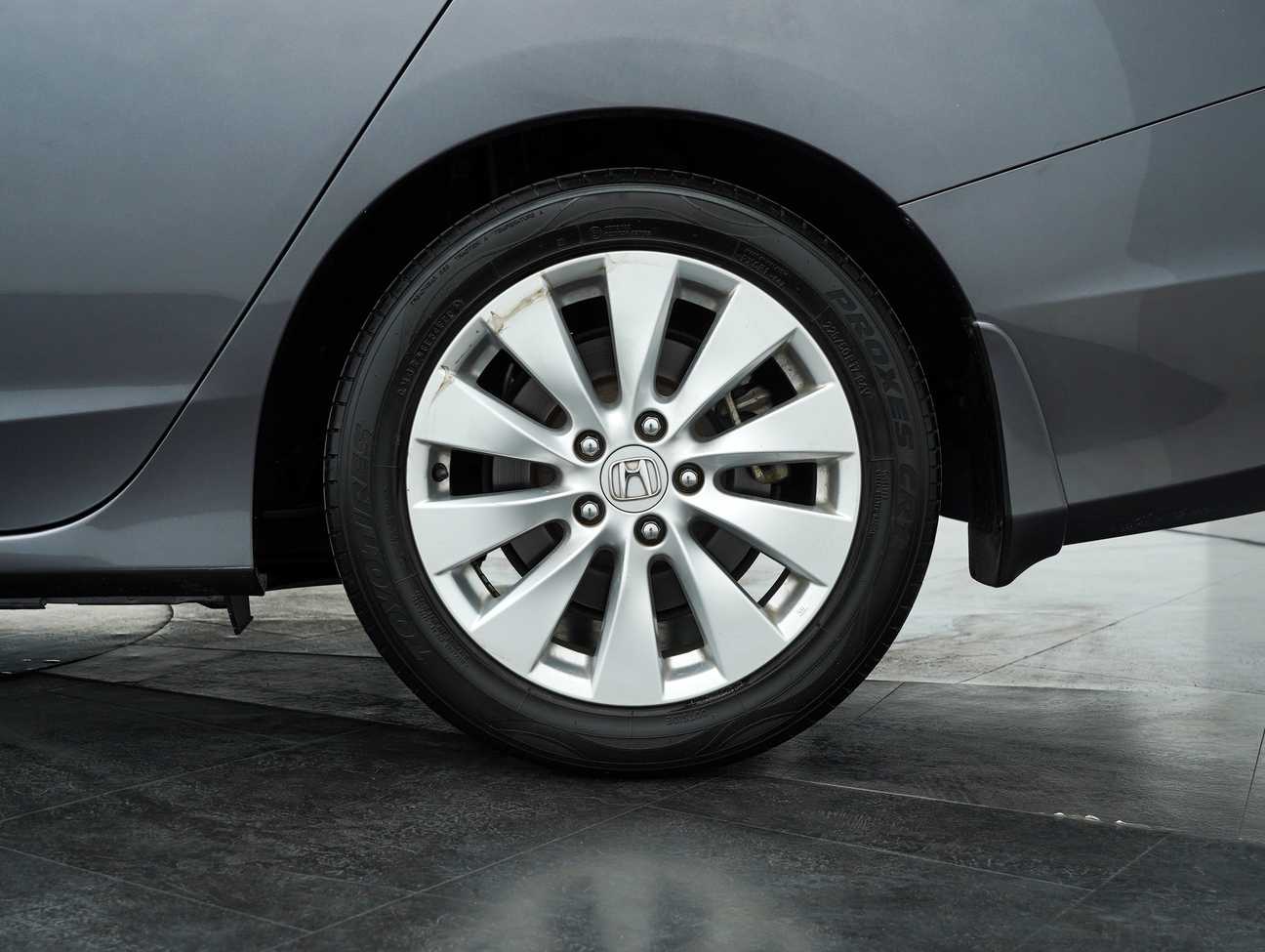 terpakai 2016 Honda Accord i-VTEC VTi-L 2.0