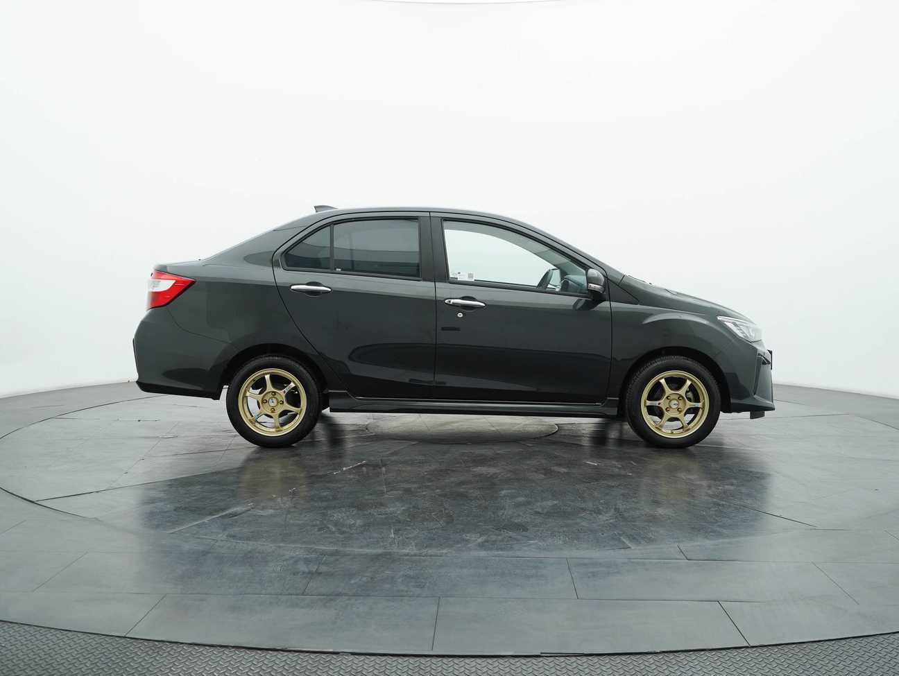 terpakai 2020 Perodua Bezza Advance 1.3