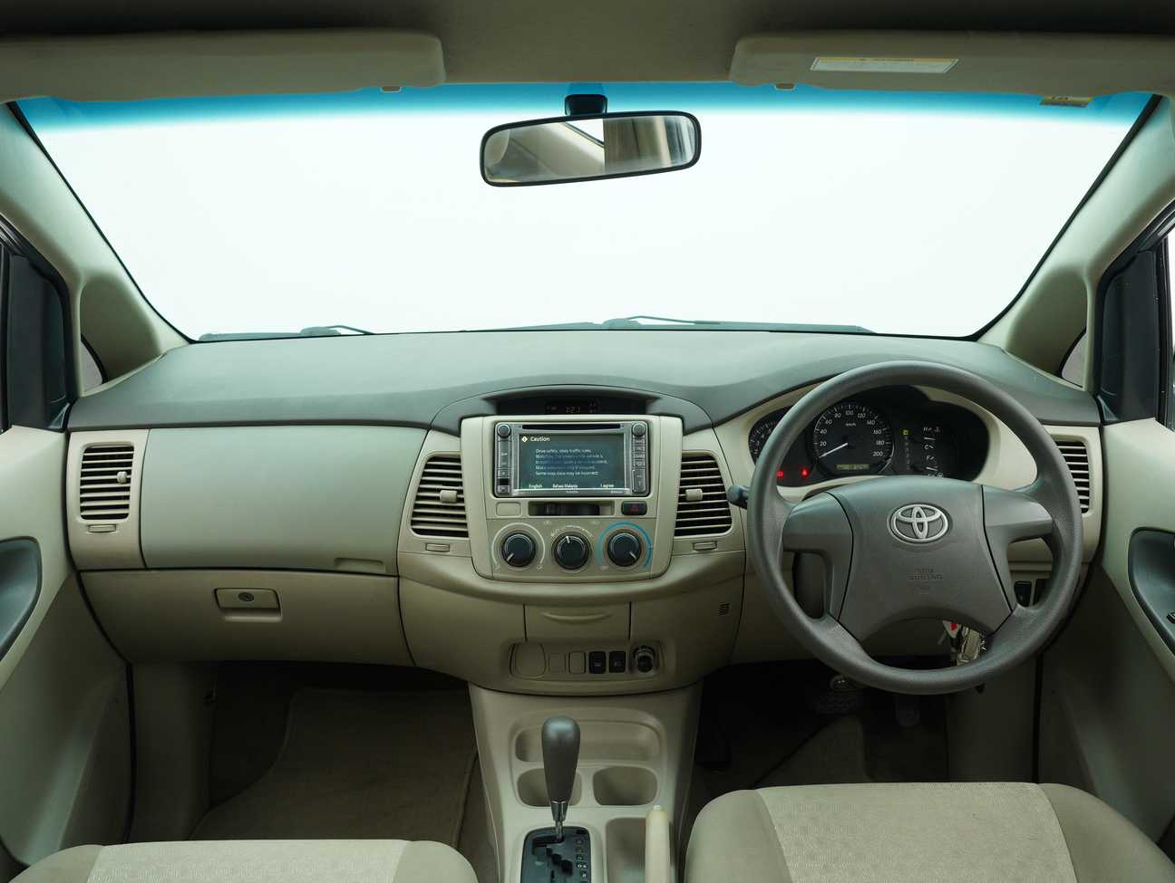 used 2012 Toyota Innova E 2.0