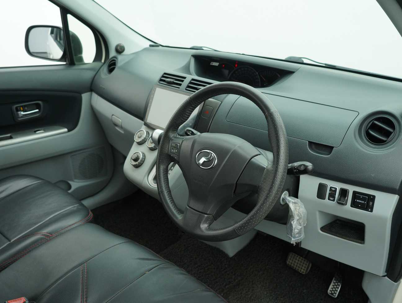 terpakai 2013 Perodua Alza EZi 1.5