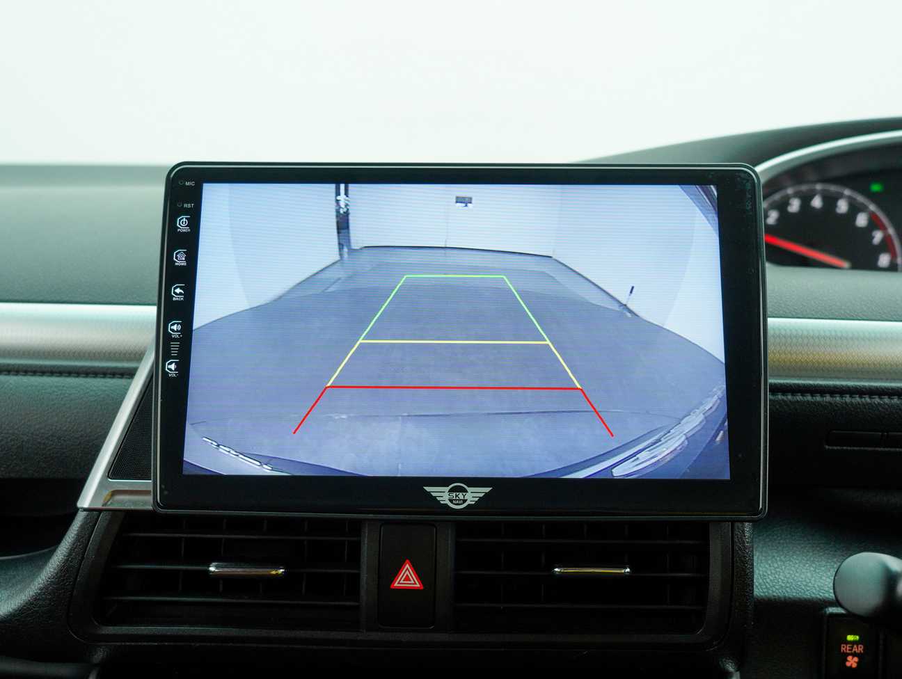 used 2016 Toyota Sienta V 1.5