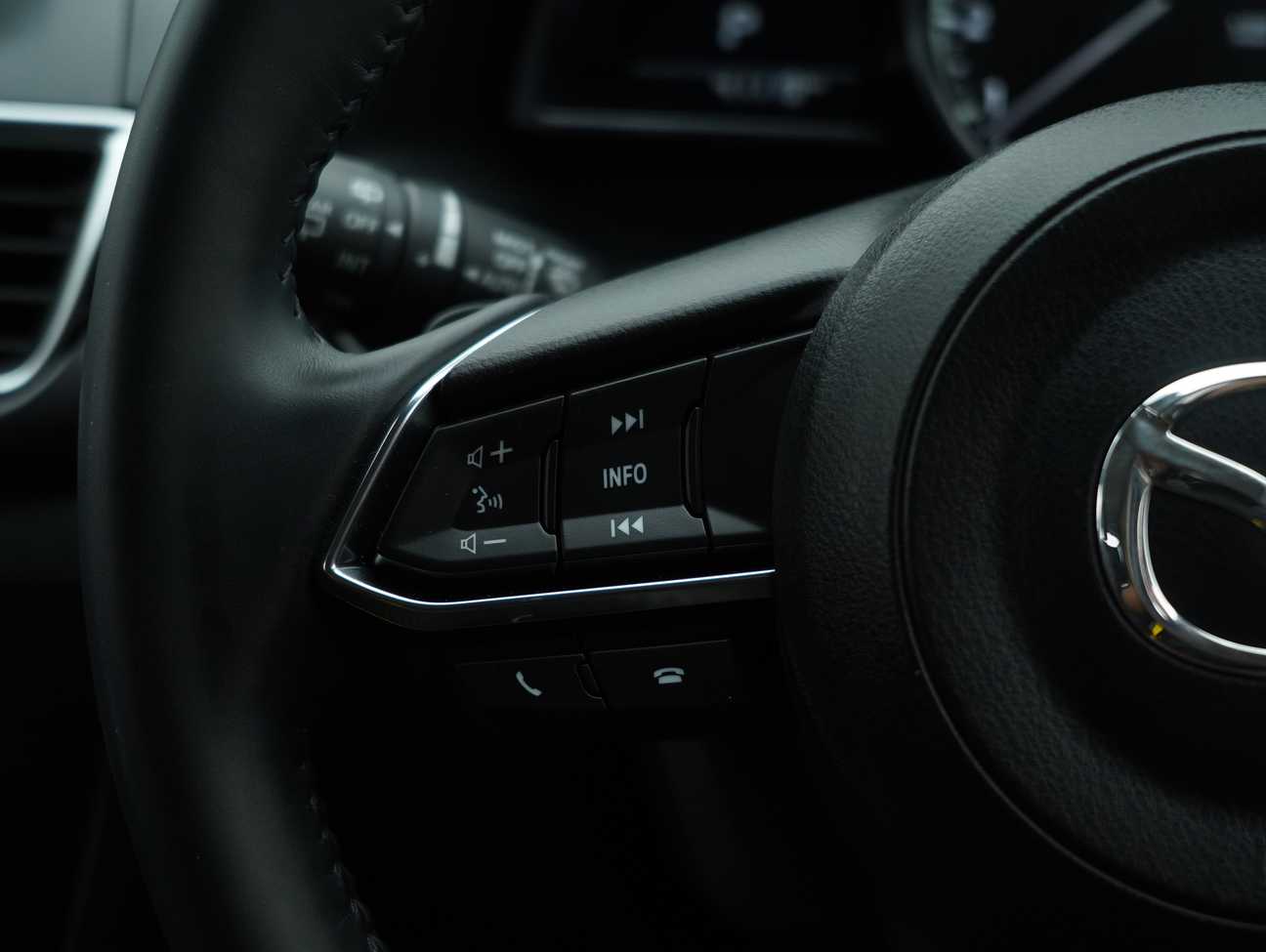 terpakai 2018 Mazda 3 SKYACTIV-G 2.0