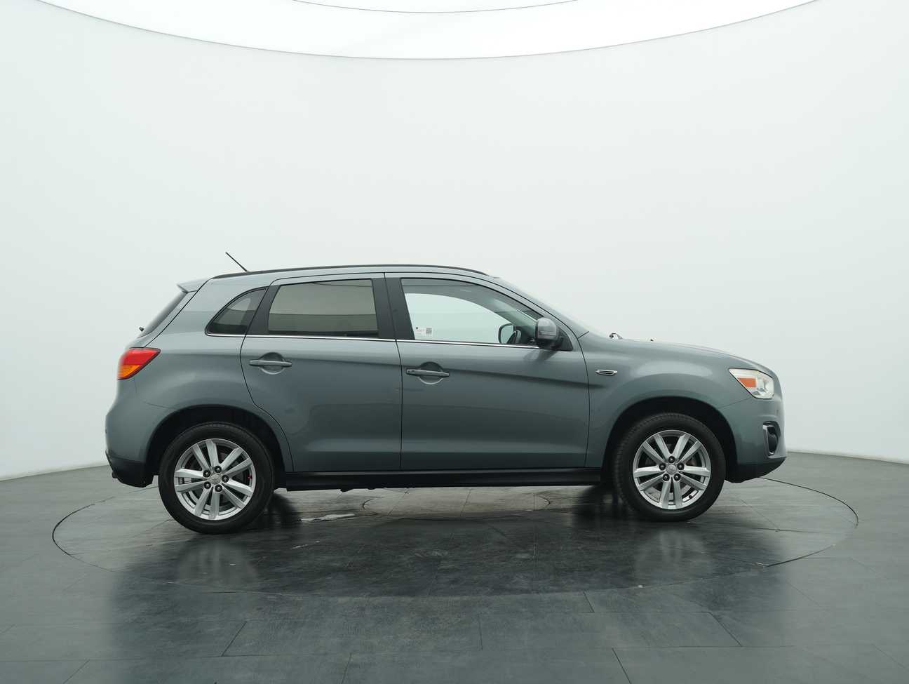 terpakai 2014 Mitsubishi ASX  2.0