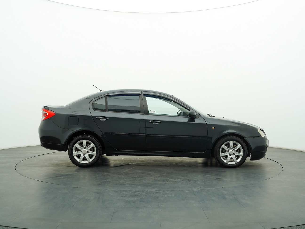 used 2010 Proton Persona Elegance Medium Line 1.6