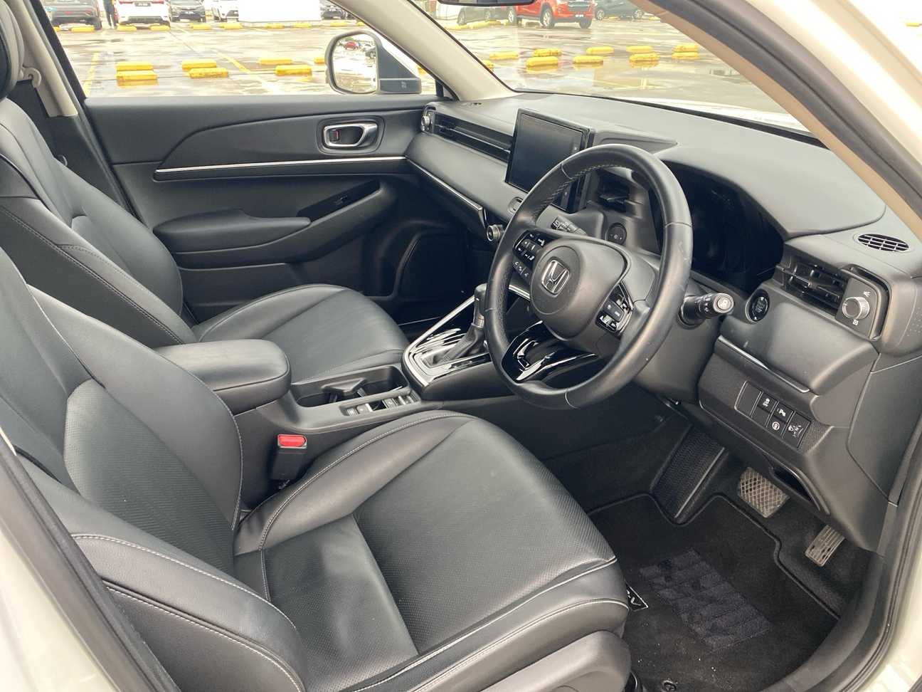 used 2022 Honda HR-V V 1.5