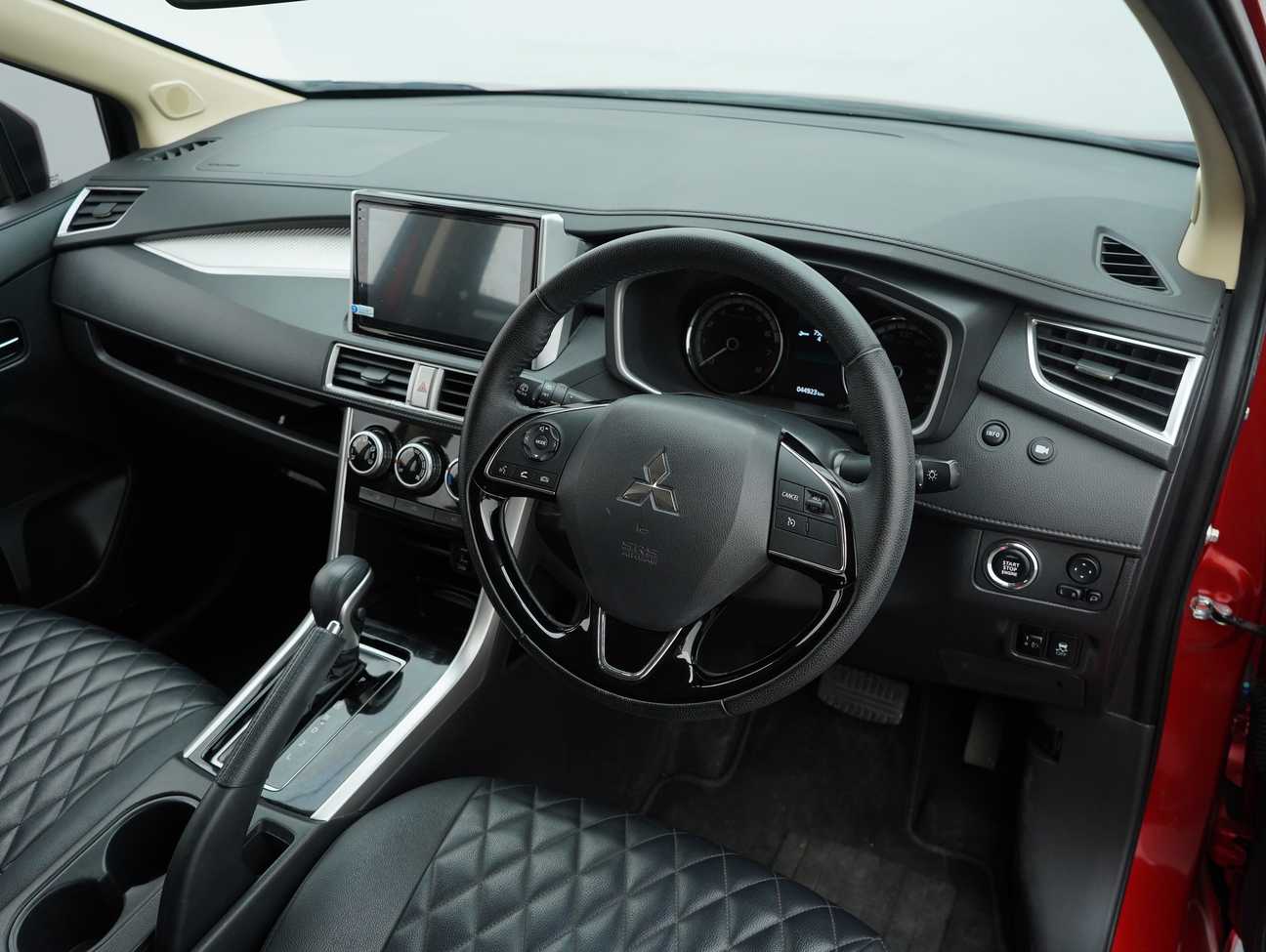 terpakai 2023 Mitsubishi Xpander  1.5