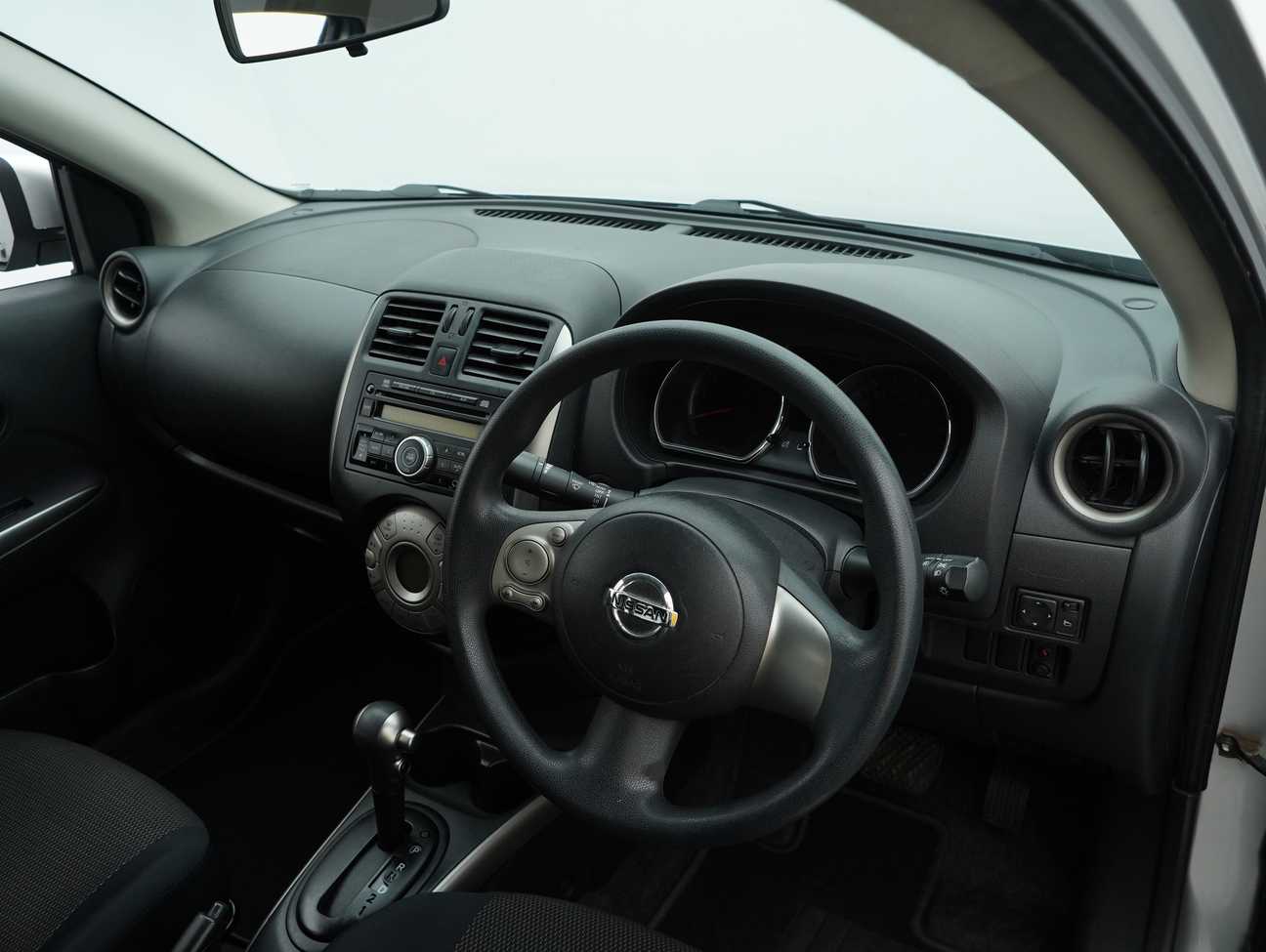 used 2014 Nissan Almera VL 1.5