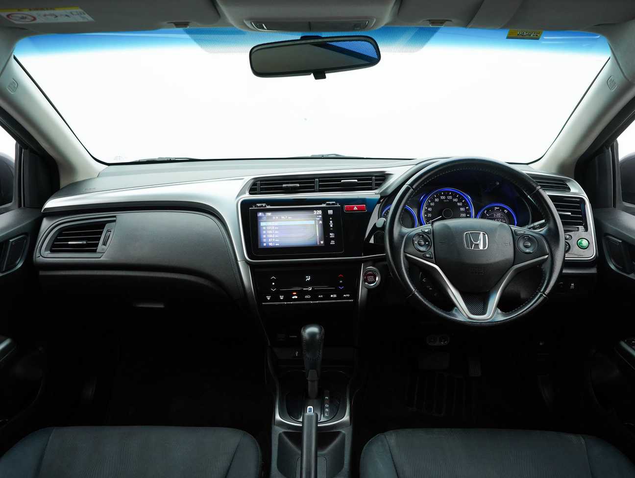 used 2015 Honda City V 1.5