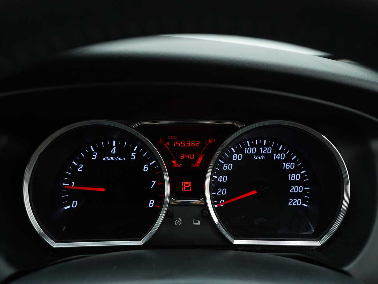 terpakai 2013 Nissan Grand Livina Impul 1.8