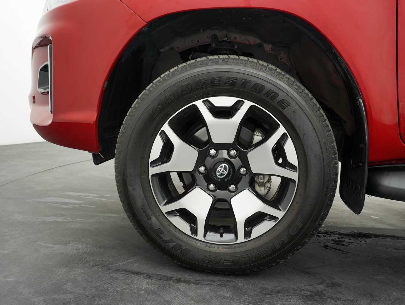 used 2019 Toyota HILUX DOUBLE CAB LE 4X4 2.4